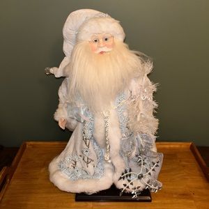 Snowy Woodland Santa